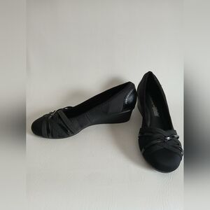 Croft & Barrow Ortholite Comfort From The Inside Out Black Fabric Wedge Sz8.5